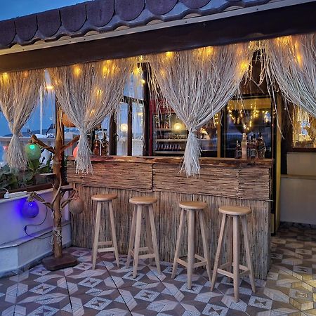 Soezer Otel Ayvalı Extérieur photo