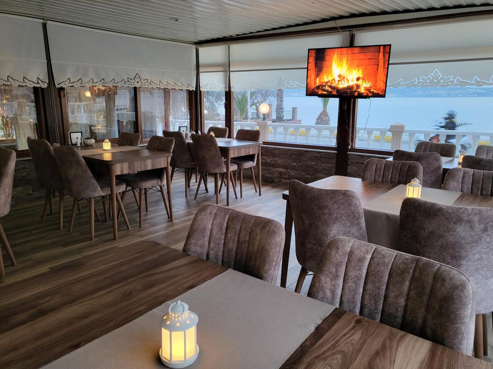 Soezer Otel Ayvalı Extérieur photo