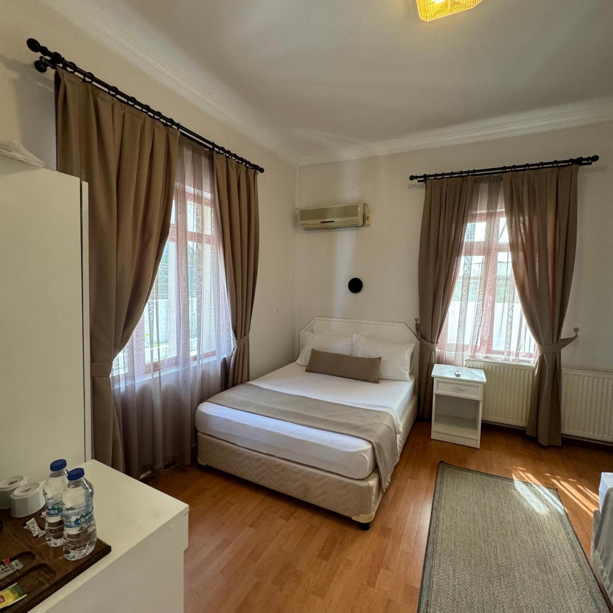 Soezer Otel Ayvalı Extérieur photo